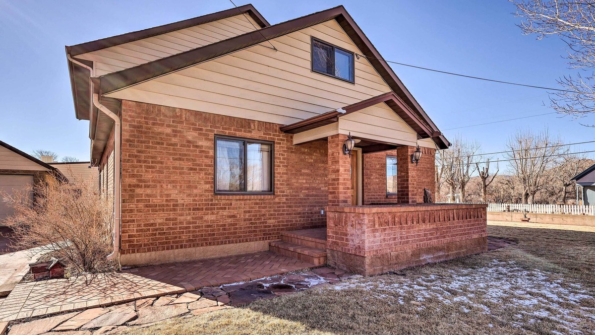 Canon City House | Welcoming Cañon City Abode - Walk to River!