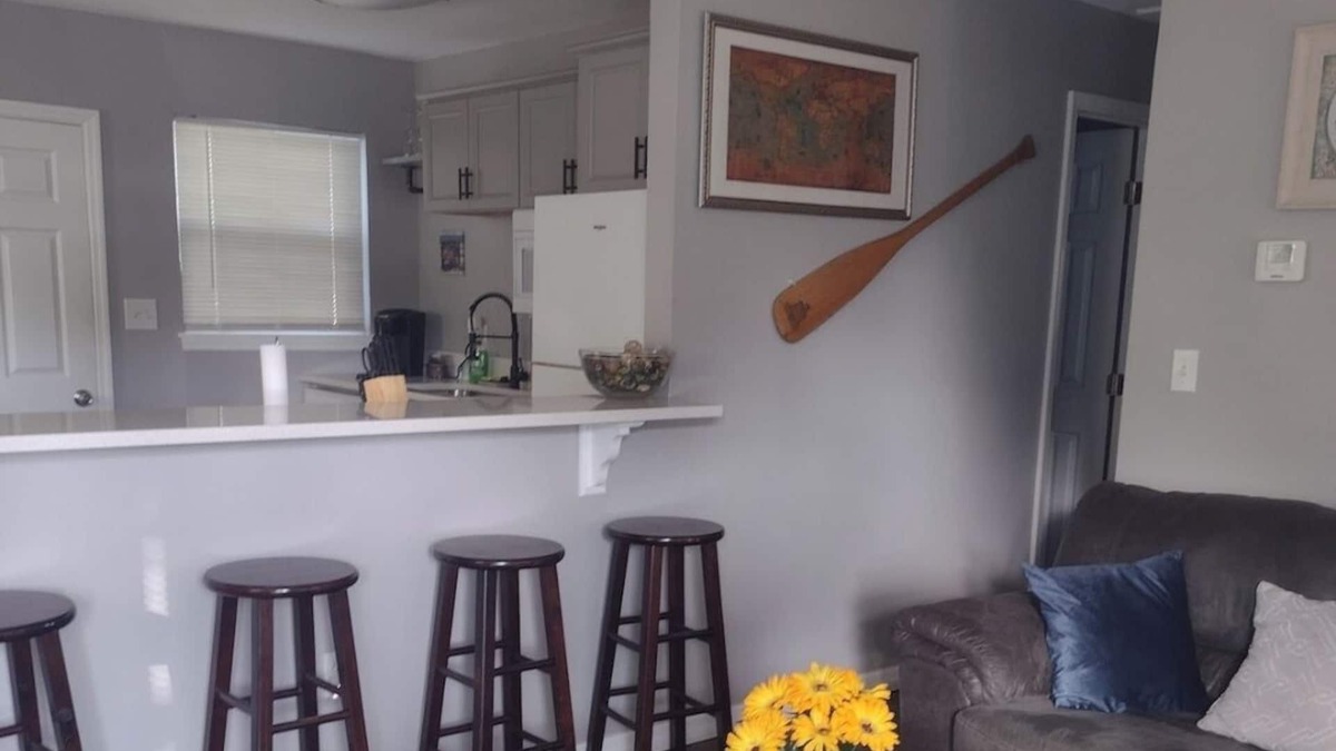 Cocoa House | Welcoming home with everything you need in Cocoa - 2 bedrooms