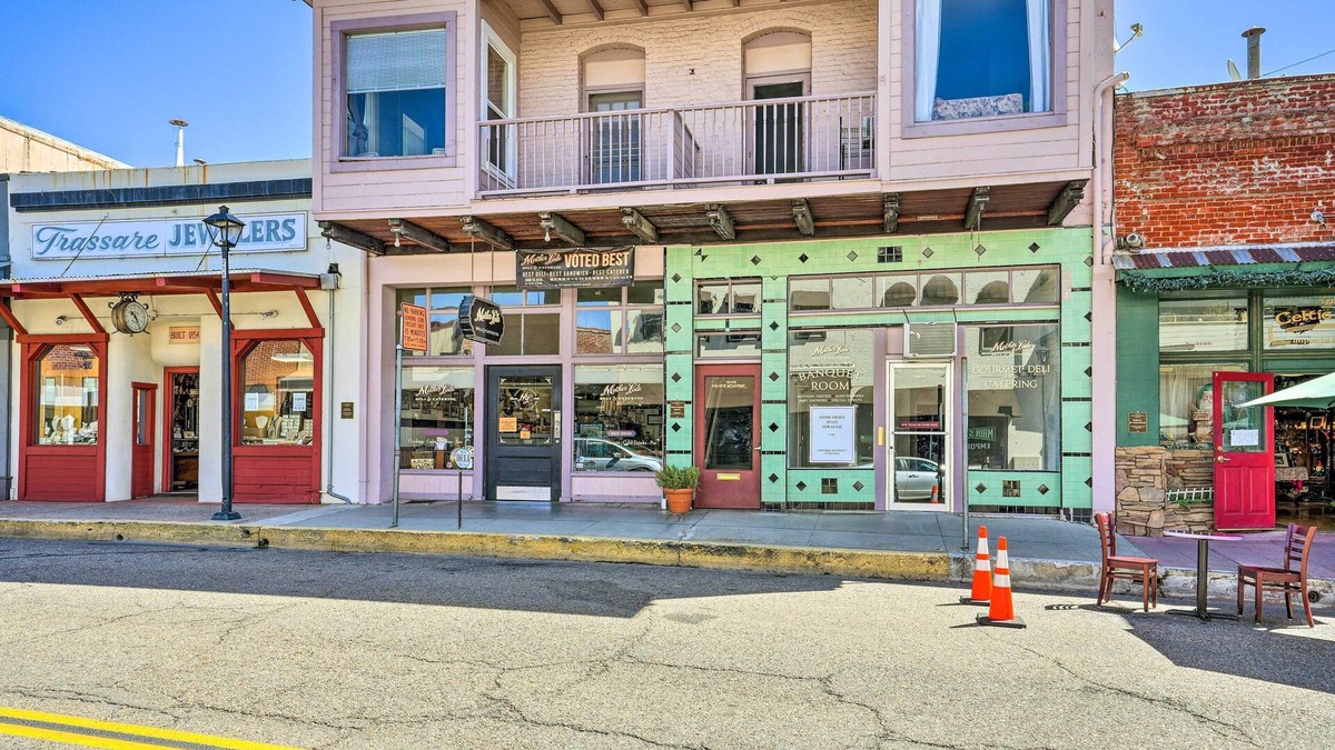 Jackson Apartment | Welcoming Jackson Abode: Wine, Dine & Shop!
