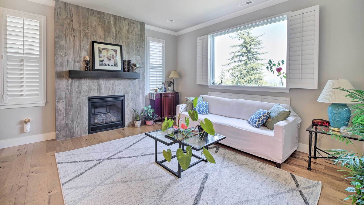 Snoqualmie Ridge House | Welcoming Snoqualmie Townhome w/ Mtn Views!