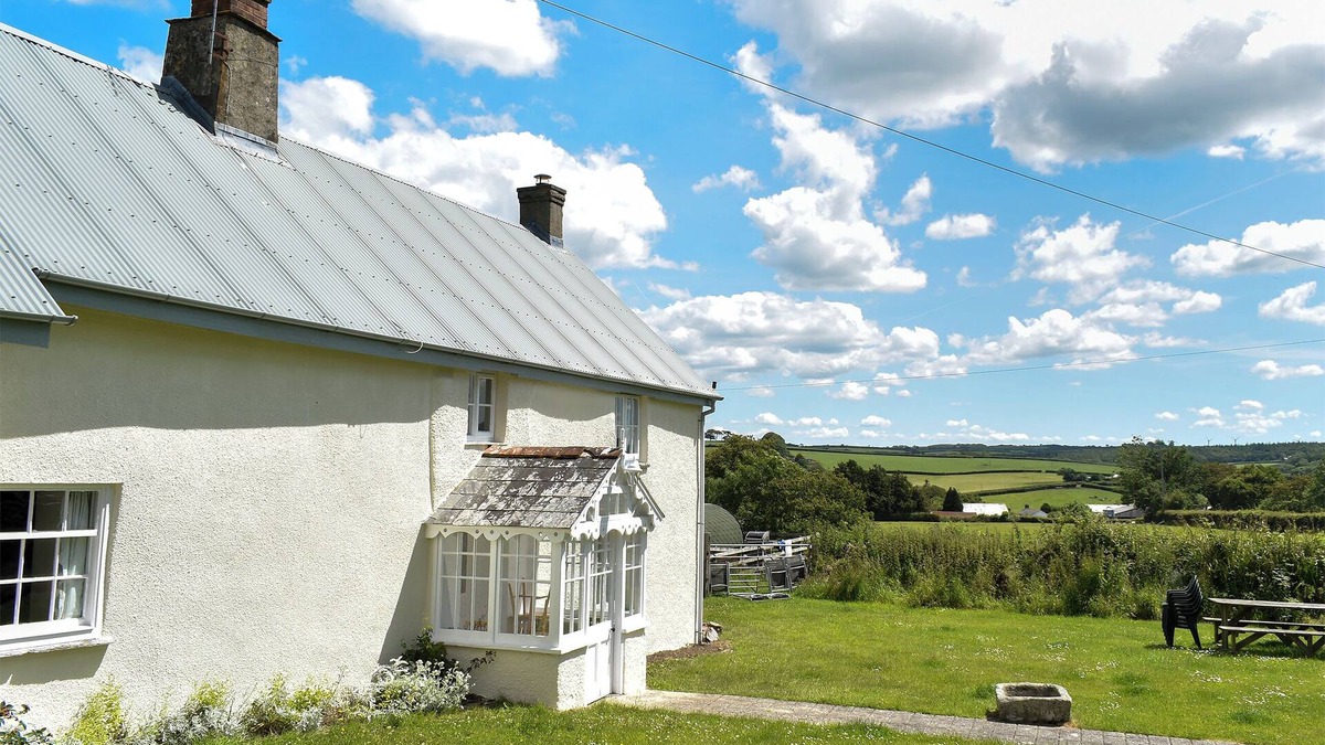 North Tamerton Cottage | Well Farmhouse - UK11880