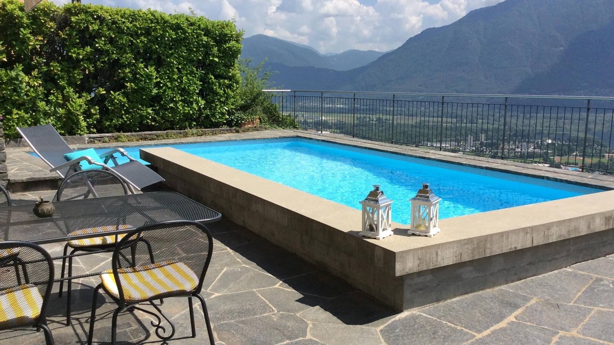 Tenero-Contra House | Well kept family-friendly holiday home with beautiful views and private pool