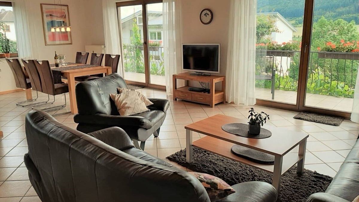 Osann Apartment | Well-kept vacation home in the middle of the vineyards. Apartment 3, short vacation on request