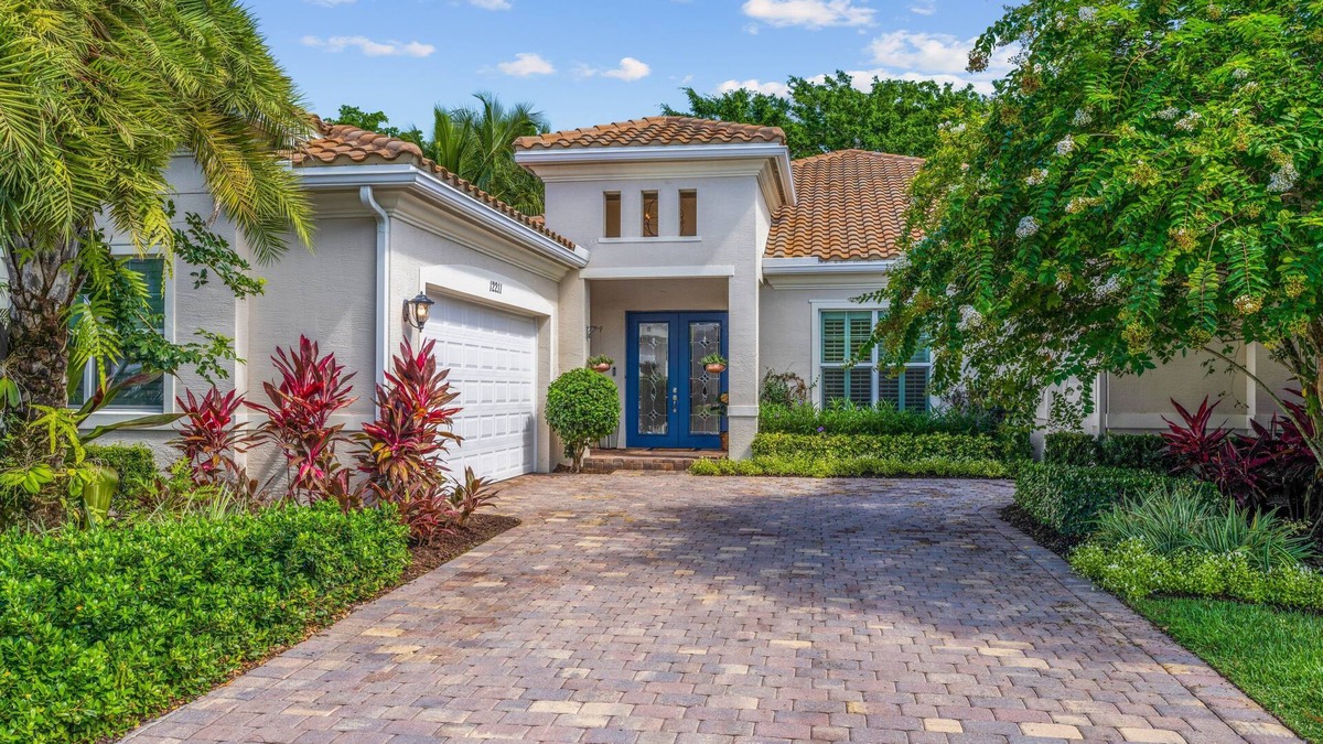 Wellington House | Wellington's Iconic Palm Beach Polo & Country Club