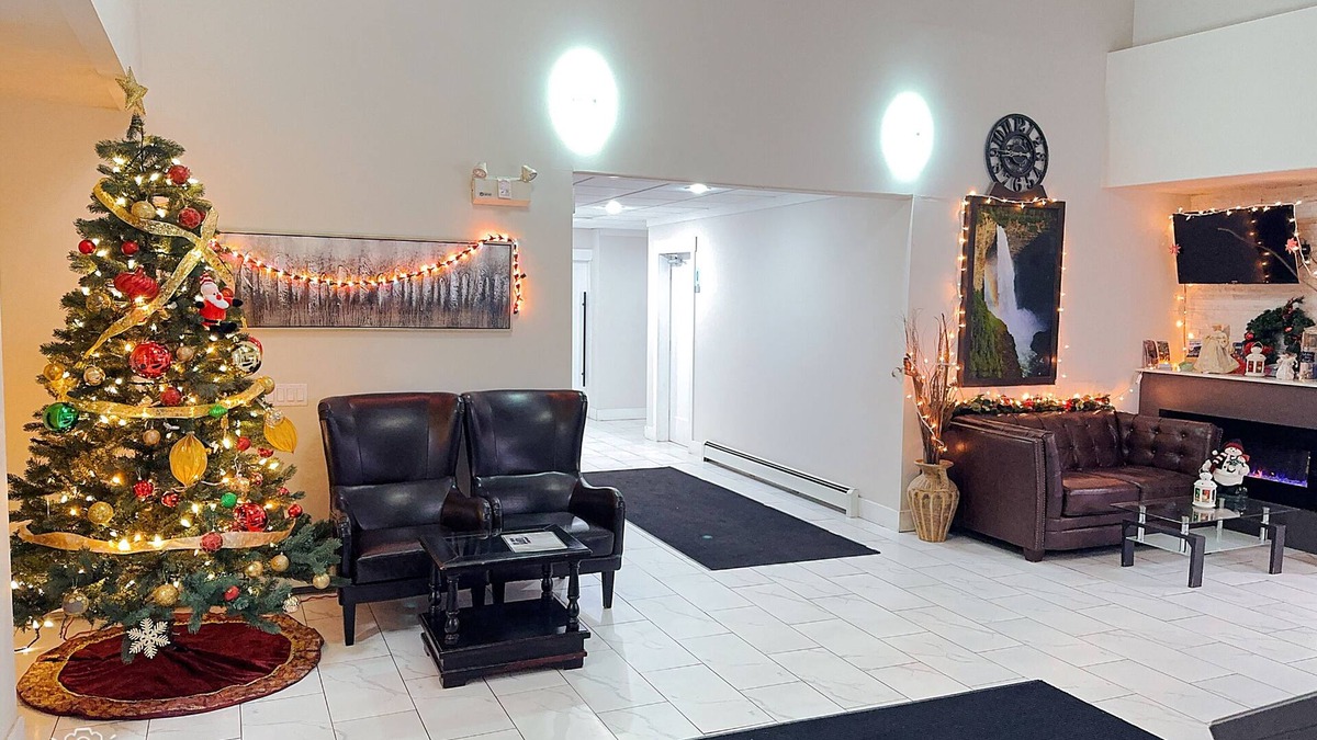 Clearwater Hotel | Wells Gray Inn