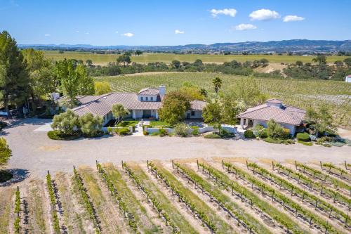 Paso Robles House | Wellsona Escape