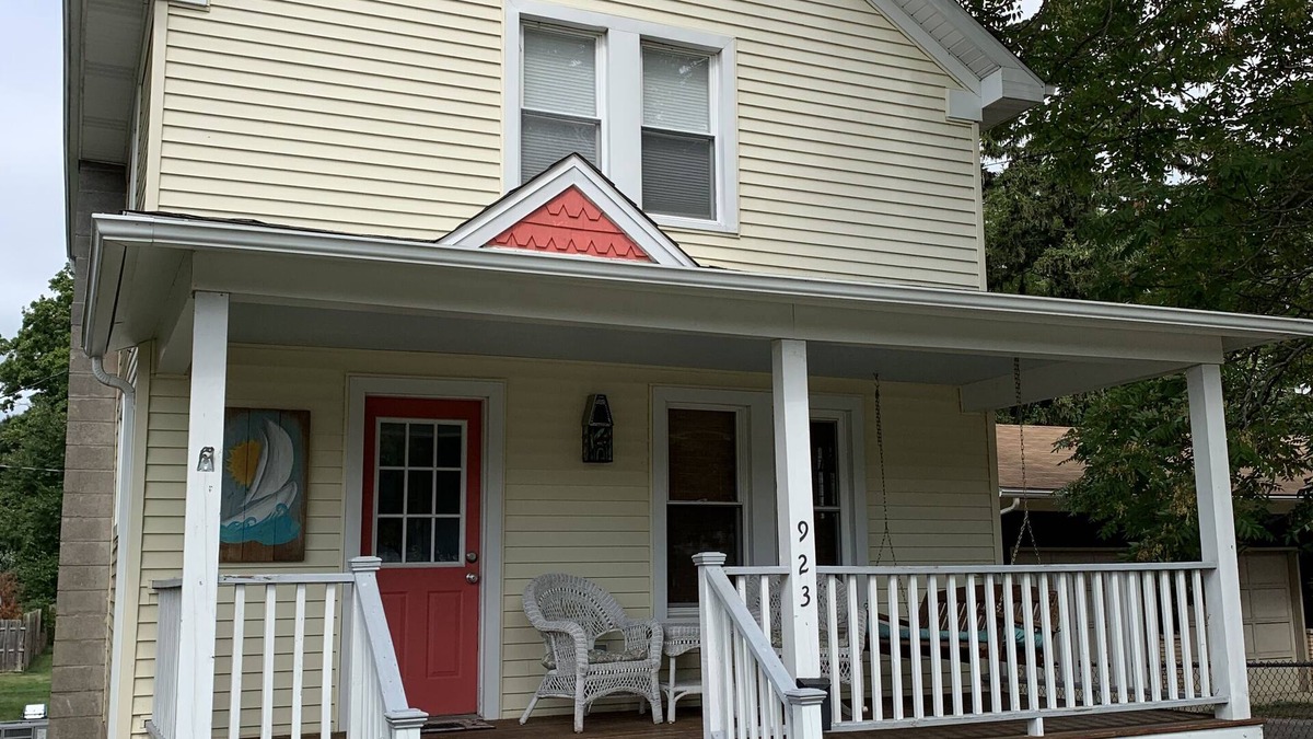 South Haven House | -Wendy's Cottage-