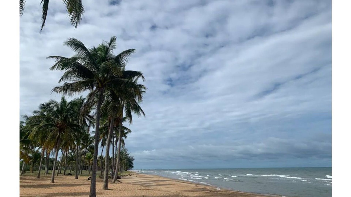 Duong To Villa | West coast Phu Quoc island 5BR Duplex villa by the beach