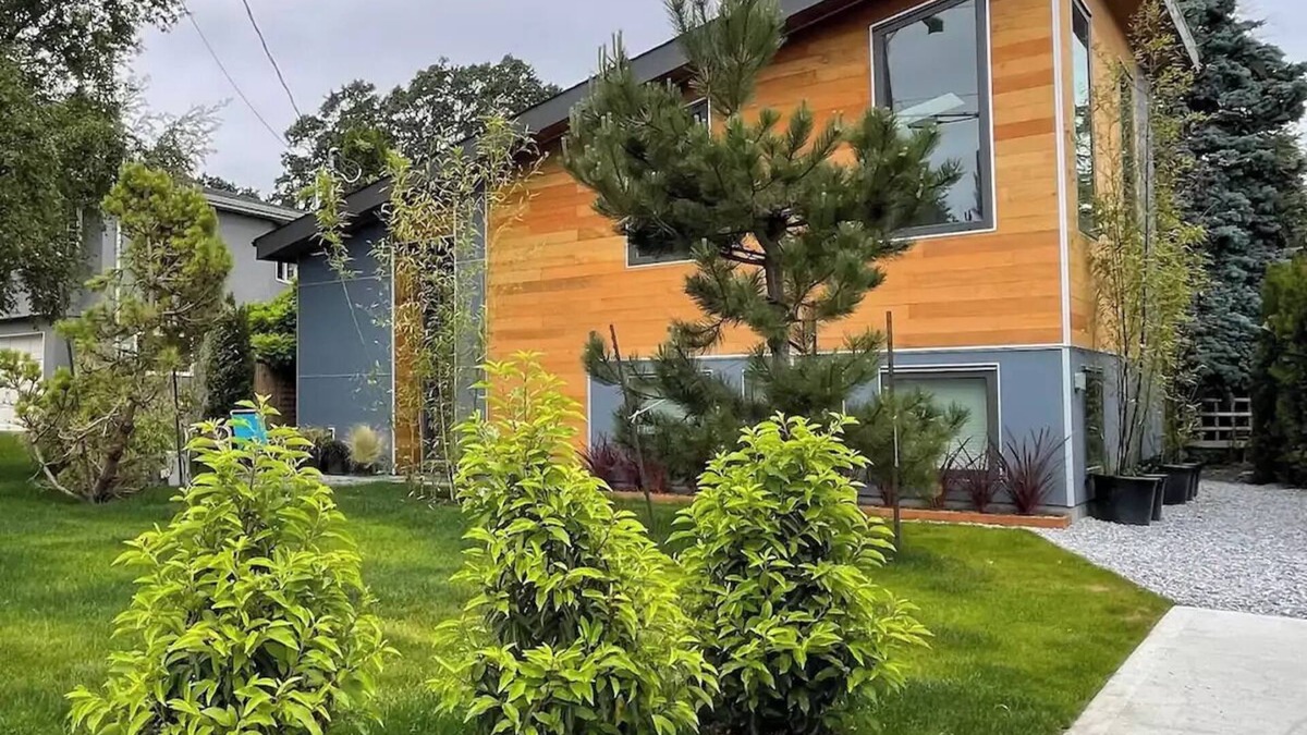 Gonzales House | West Coast Tiny Homen