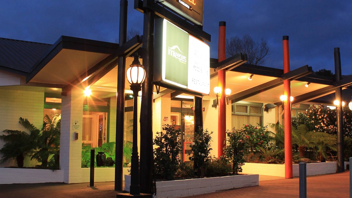 Queenstown Hotel | West Coaster Motel