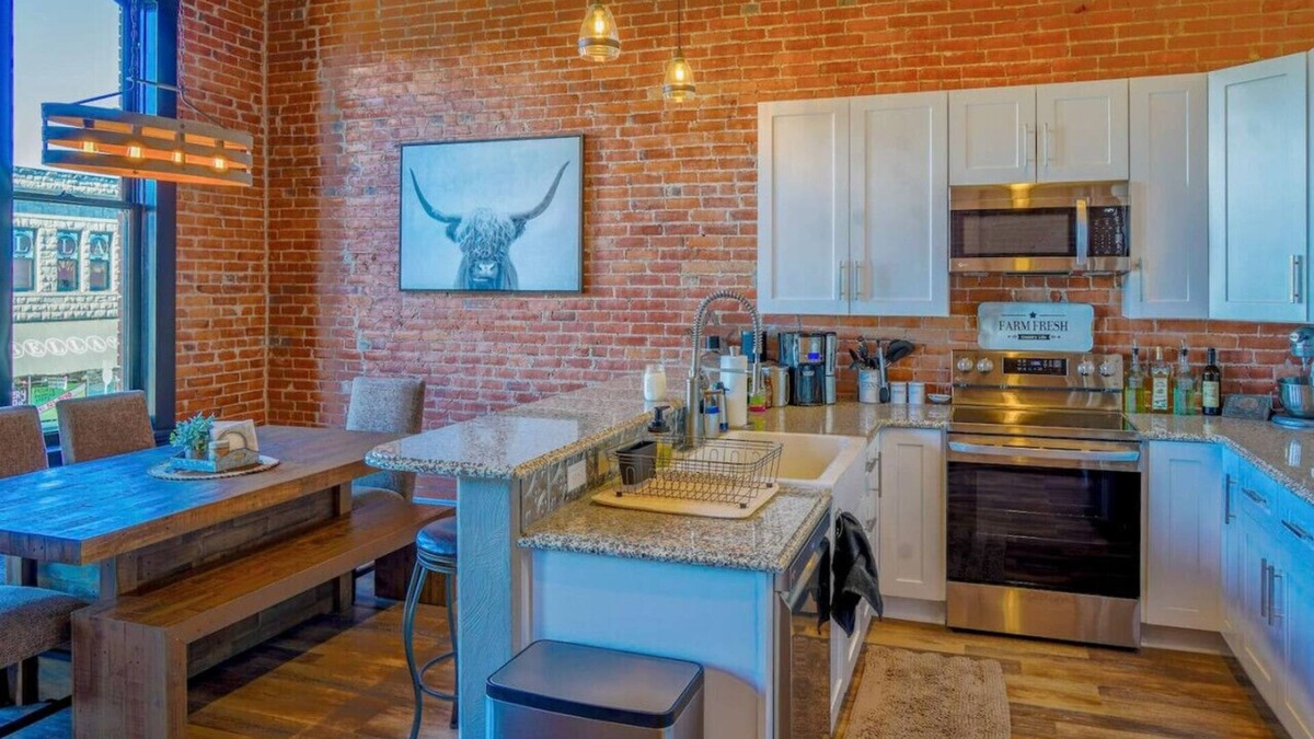 Baker City Apartment | West Empire Theatre Loft