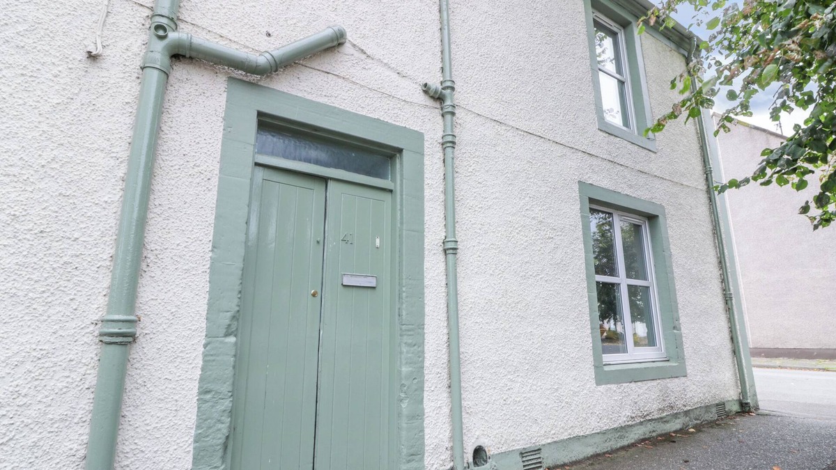 Thornhill Cottage | WEST MORTON HOUSE, pet friendly in Thornhill