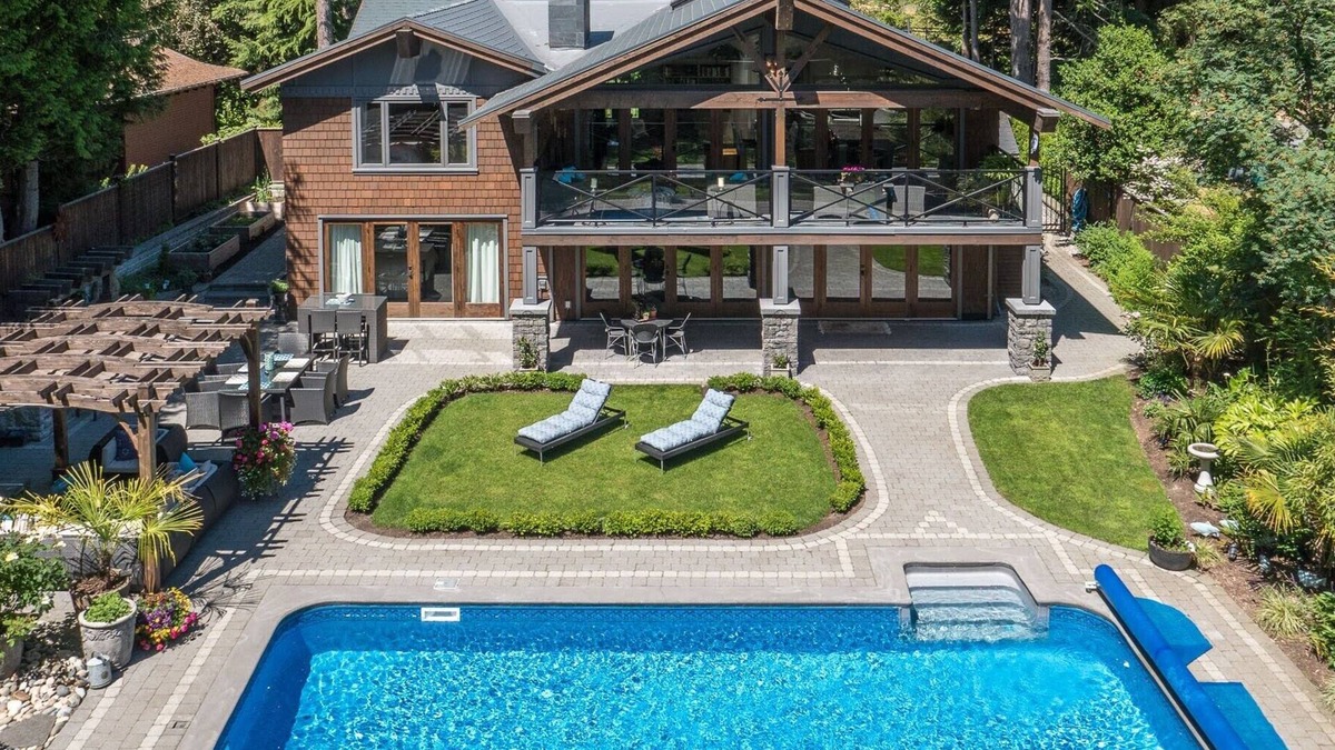 West Vancouver House | West Vancouver Luxury Family Summer Home