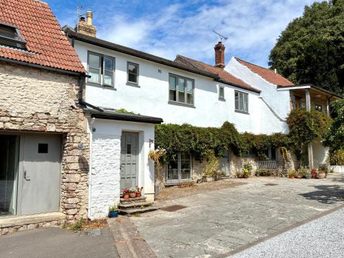 Westbury-sub-Mendip Bed & Breakfast | Westbury Cross House Bed & Breakfast