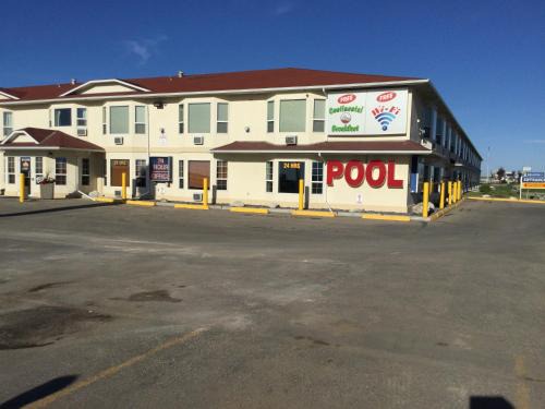 Grande Prairie Hotel | Western Budget Motel #2 Grande Prairie