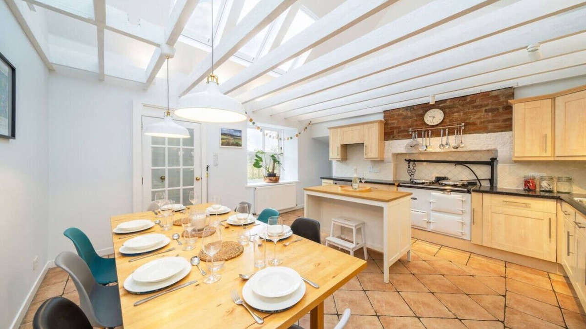 Huntly House | Westerpark Countryside Cottage