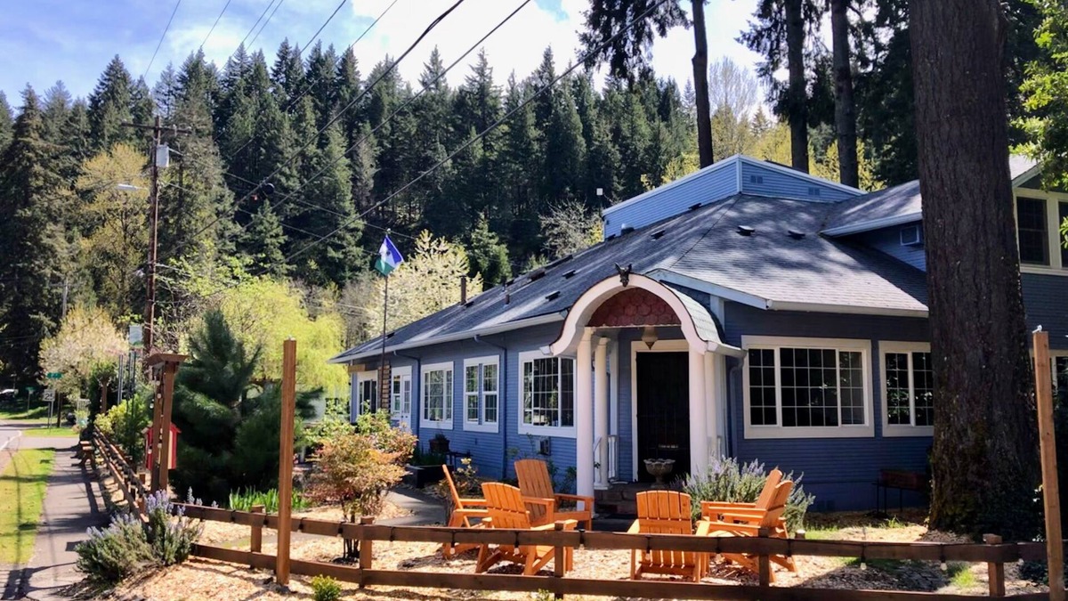 Westfir Cabin | Westfir Lodge and Mountain Market