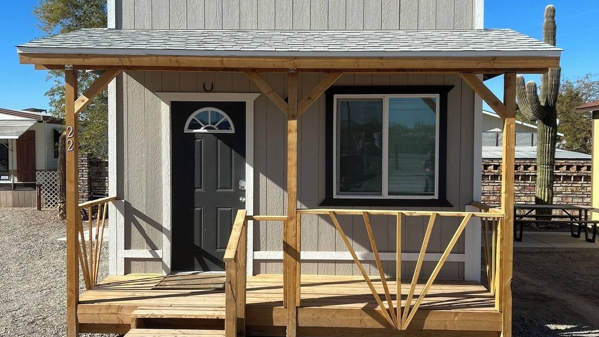 Quartzsite House | Westworld Cabins