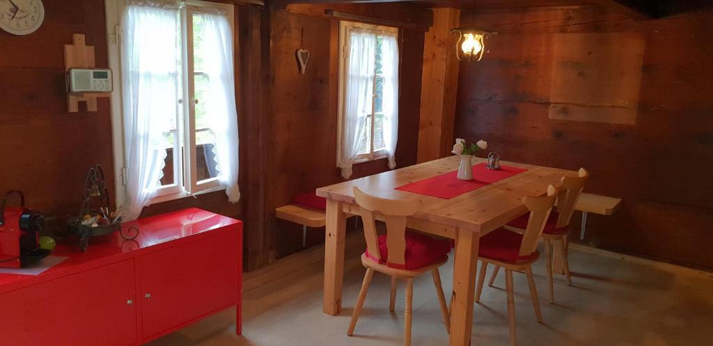 Kiental Ski Chalet | Wettermatte