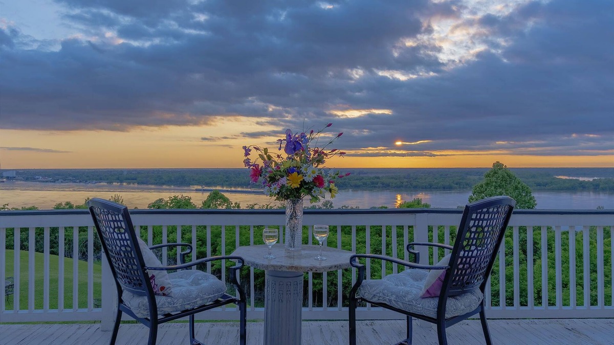 Natchez Bed & Breakfast | Weymouth Hall B&B