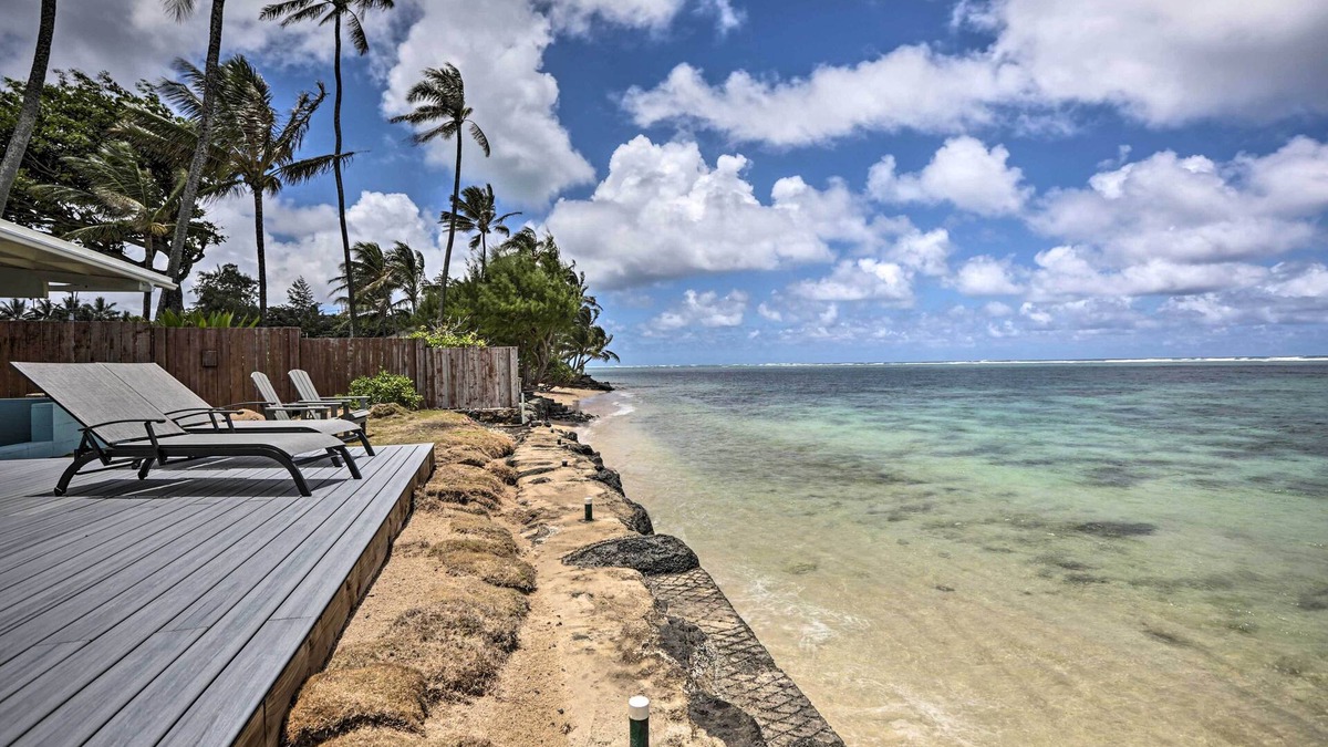 Punaluu House | WFH in Paradise: Beachfront Hauula Getaway!