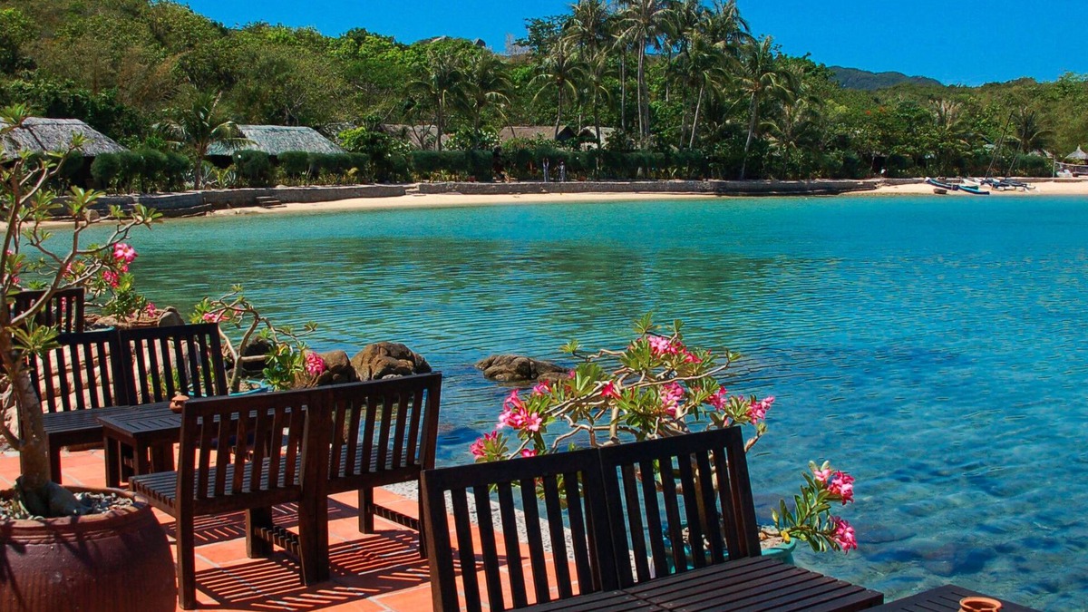 Van Ninh Hotel | Whale Island Resort