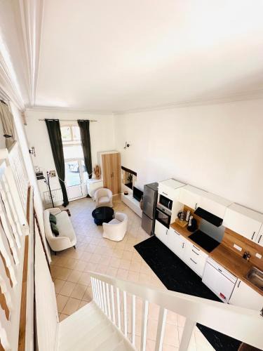Luc-sur-Mer Apartment | Whale loft