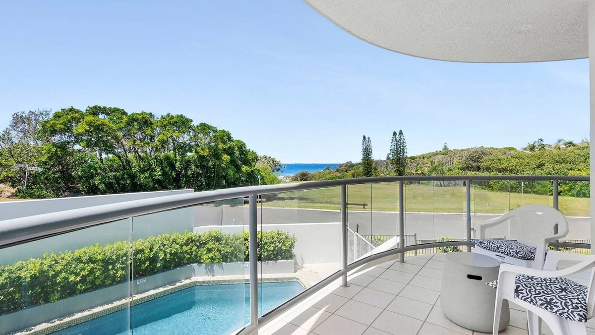 Yaroomba Apartment | Whale Point Idyllic apartment Hideaway located in Point Arkwright with Ocean Views