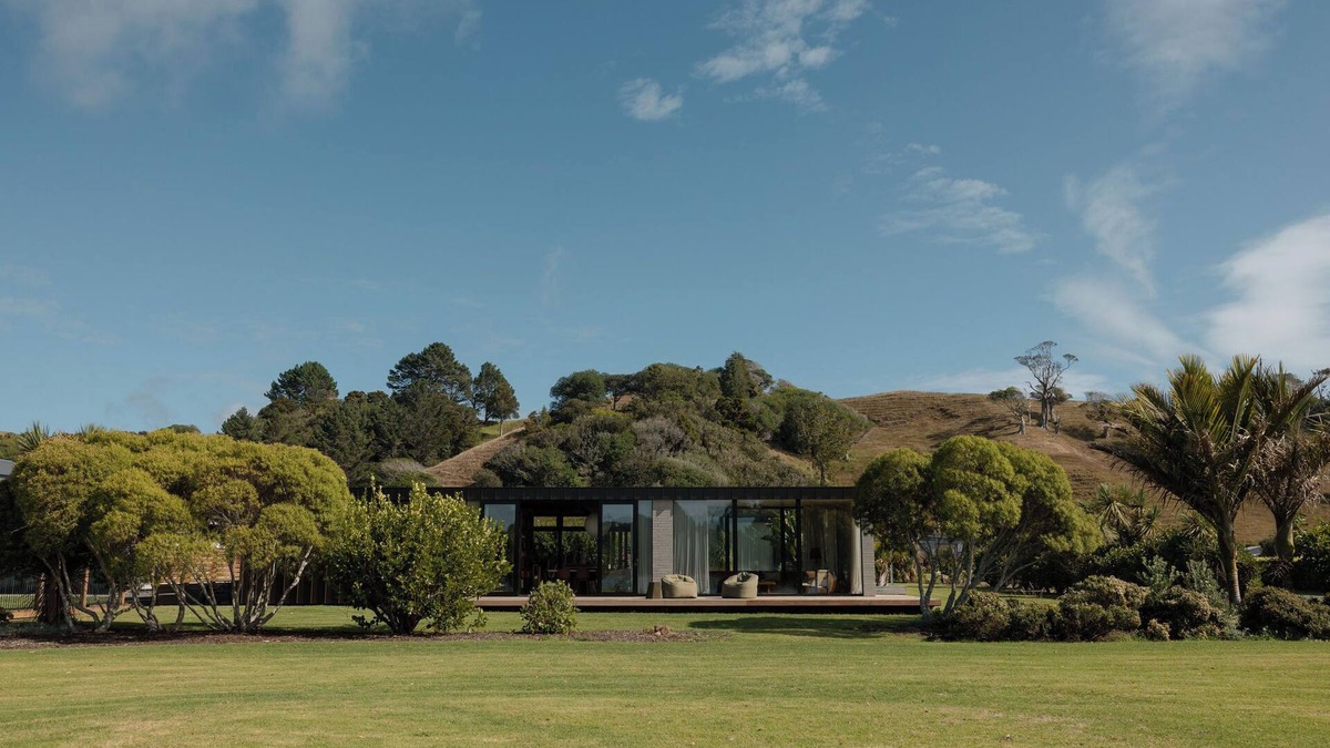 Whananaki House | Whananaki Beach Retreat