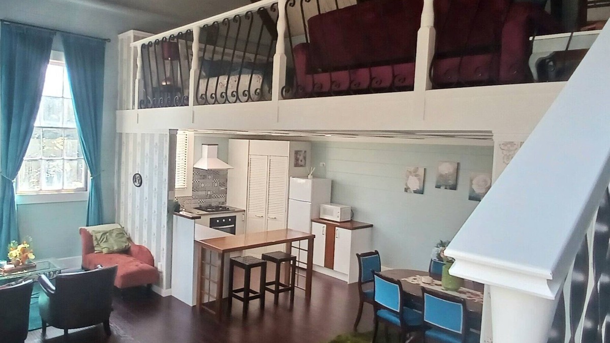Kaipara District Apartment | WHARE KURA - Two Interconnecting Guest-Wings at the Old Aratapu School House
