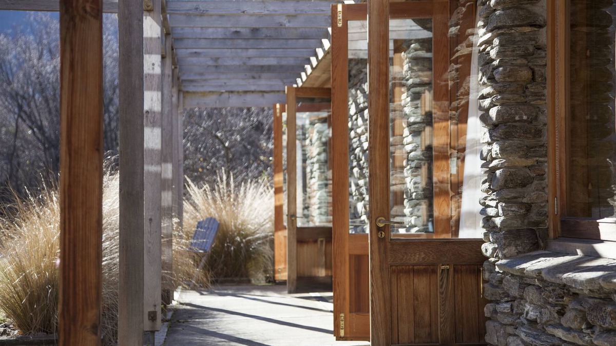 Arrowtown Villa | Wharenui