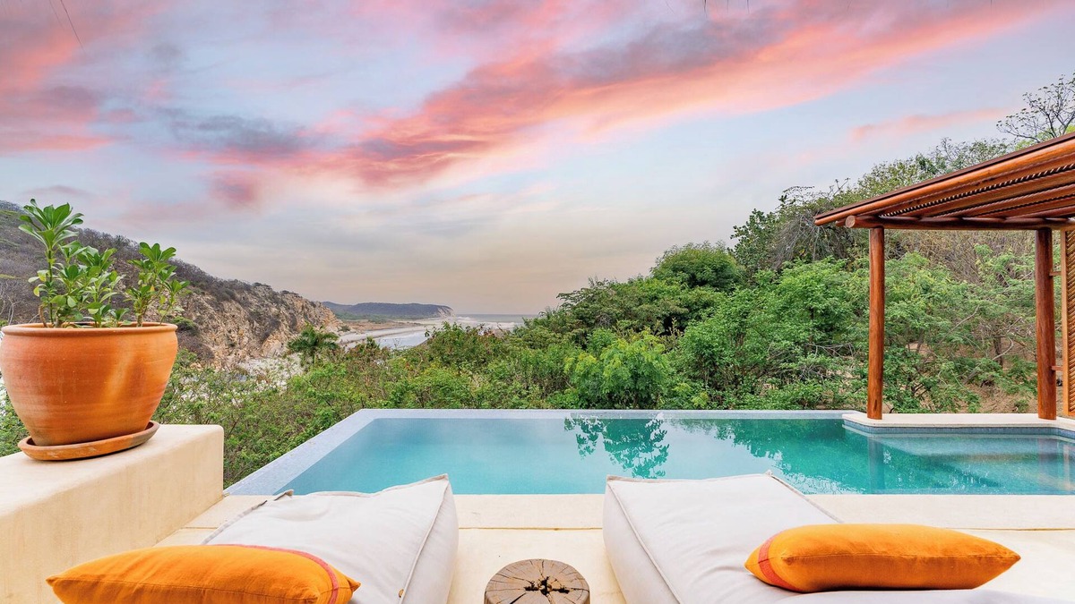 Santa Maria Huatulco Villa | Where Beachside Serenity Meets Architectural Elegance