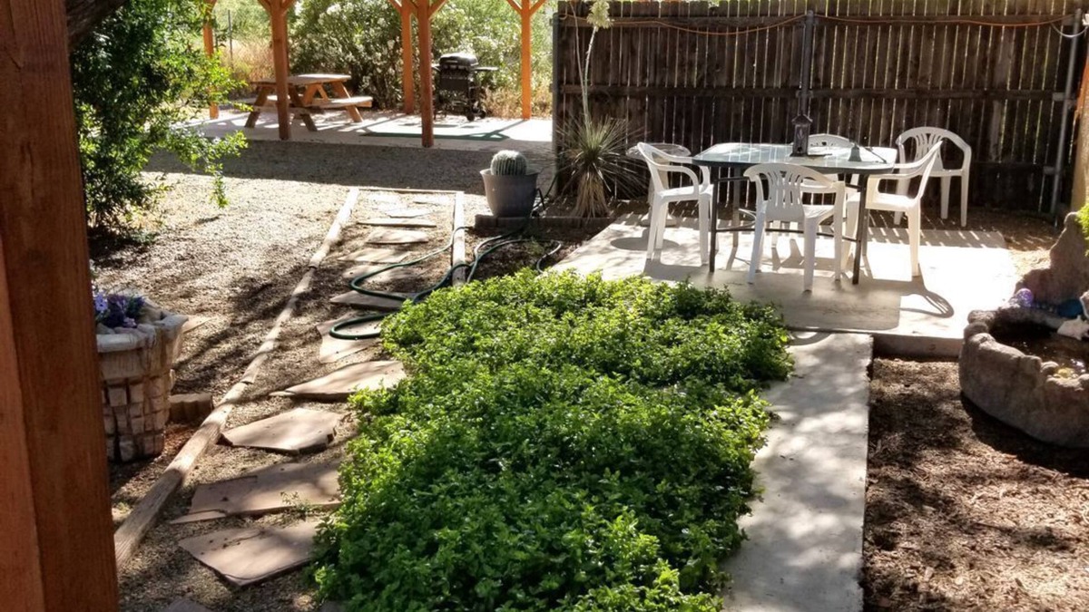 Huachuca City House | Whetstone Retreat, a relaxing home & garden, perfect for longer stays!