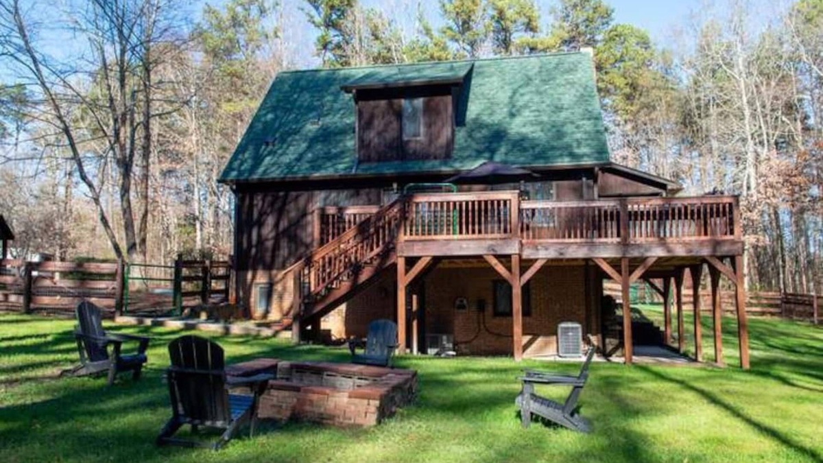 McLeansville Cabin | Whisper Chalet