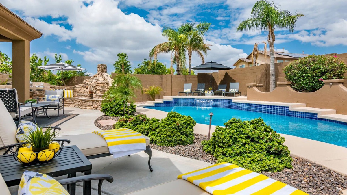 Northwood Glen House | WHISPERING PALMS- SLEEPS 20 - Vacation PARADISE-4300SF Free Pool Heat; putt putt