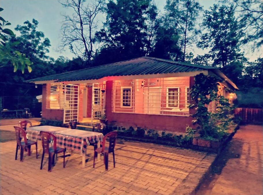 Amba Villa | Whispering Woods Farmstay, Amba (Entire Place)