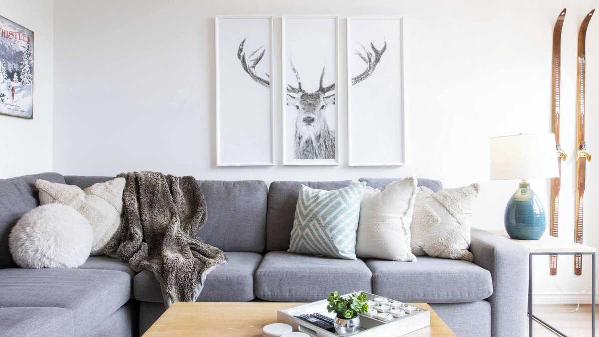 Upper Village House | Whistler Blackcomb Escape | Private Hot Tub & Cozy Mountain Views