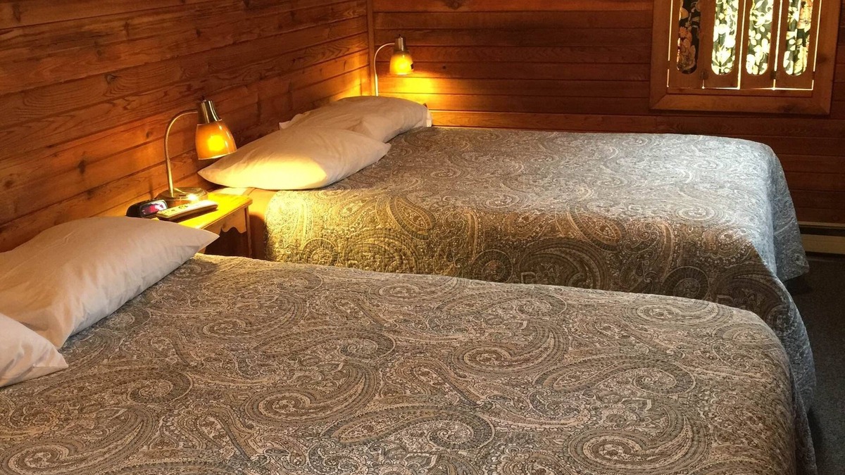 East Glacier Park Village Hotel | Whistling Swan Motel