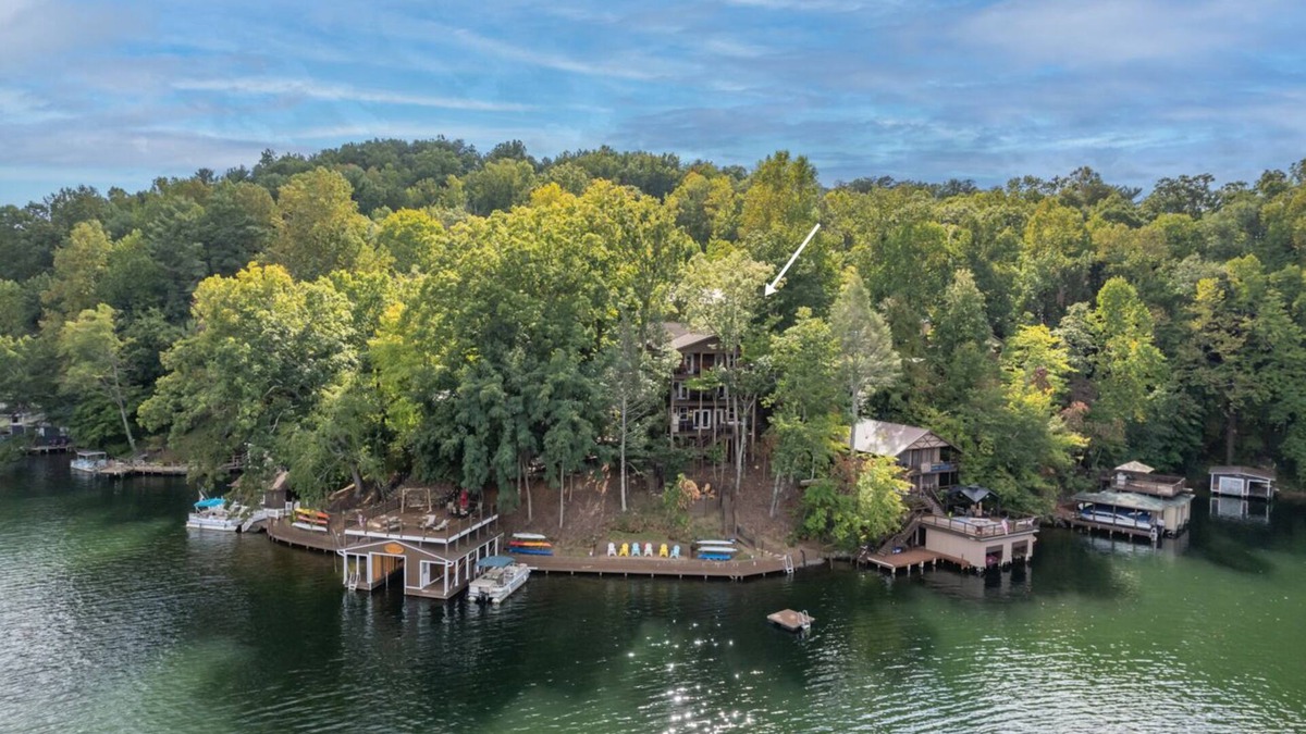 Sunset Cove House | White Oak Point | Historic, Lakefront Cabin on Lake Lure