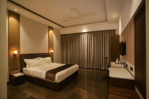 Bhilwara Hotel | White Season by The Sky Imperial, Bhilwara