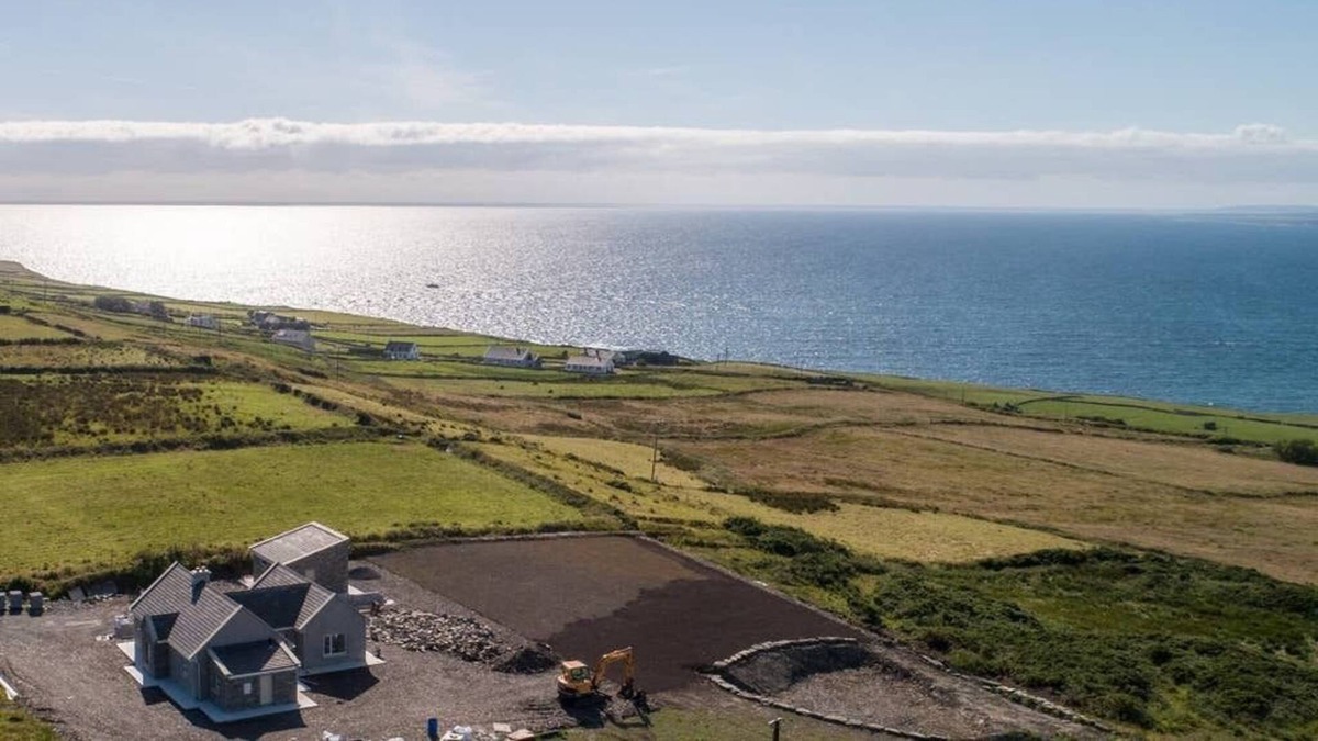 Doolin Cottage | White Waves Cottage, Doolin