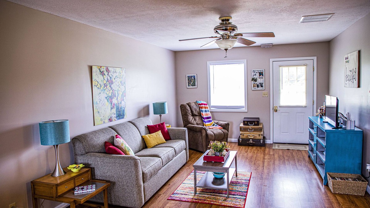 Rhineland Apartment | White Wolf Inn - Apartment