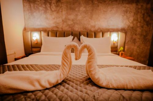 Hunsur Resort | Whitelake Resort