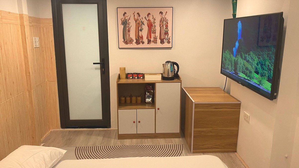 Hang Dao Apartment | Whitesun Old Quarter, Quiet and Cozy Ground Floor 2 Beds Apt