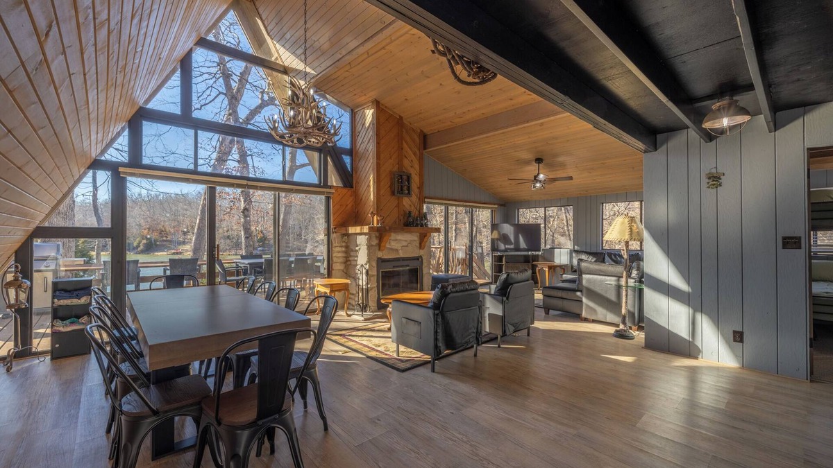 Innsbrook Ski Chalet | Whitetail Creek Retreat by Innsbrook Vacations!