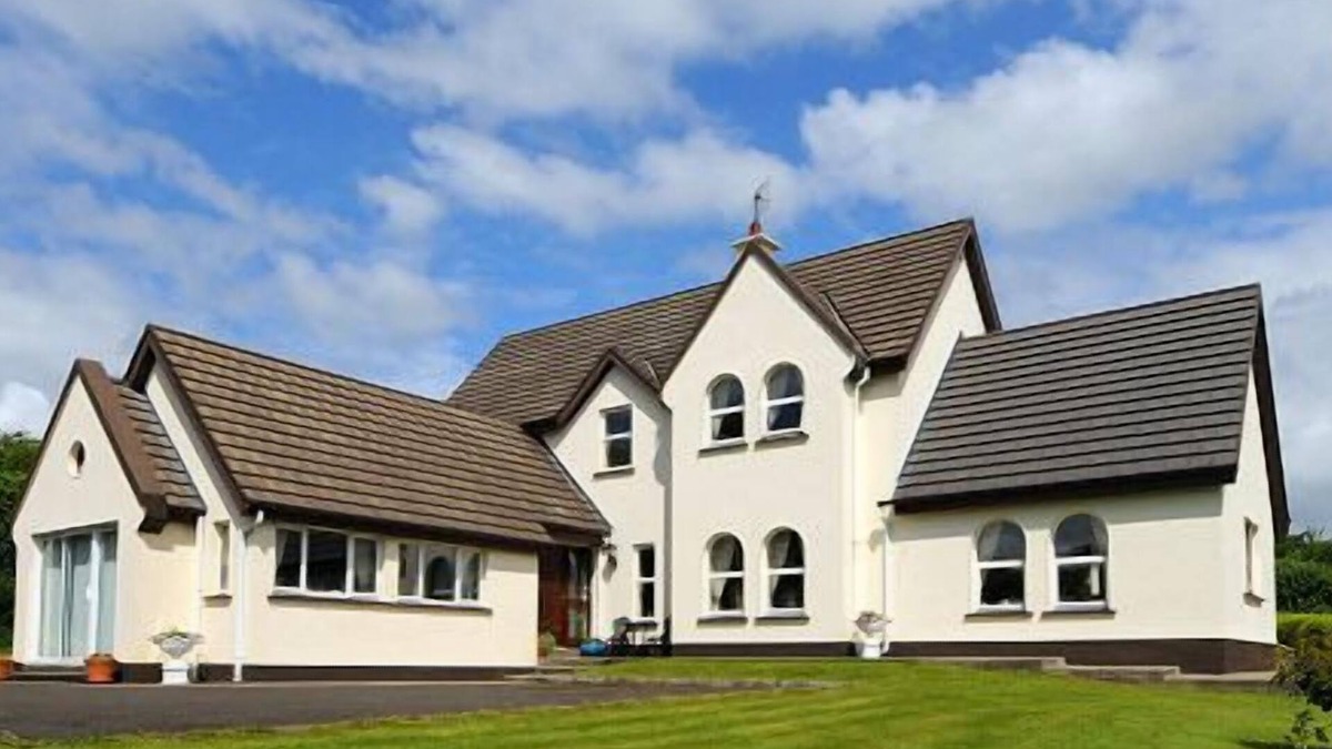 Ballina Bed & Breakfast | Whitethorn Lodge