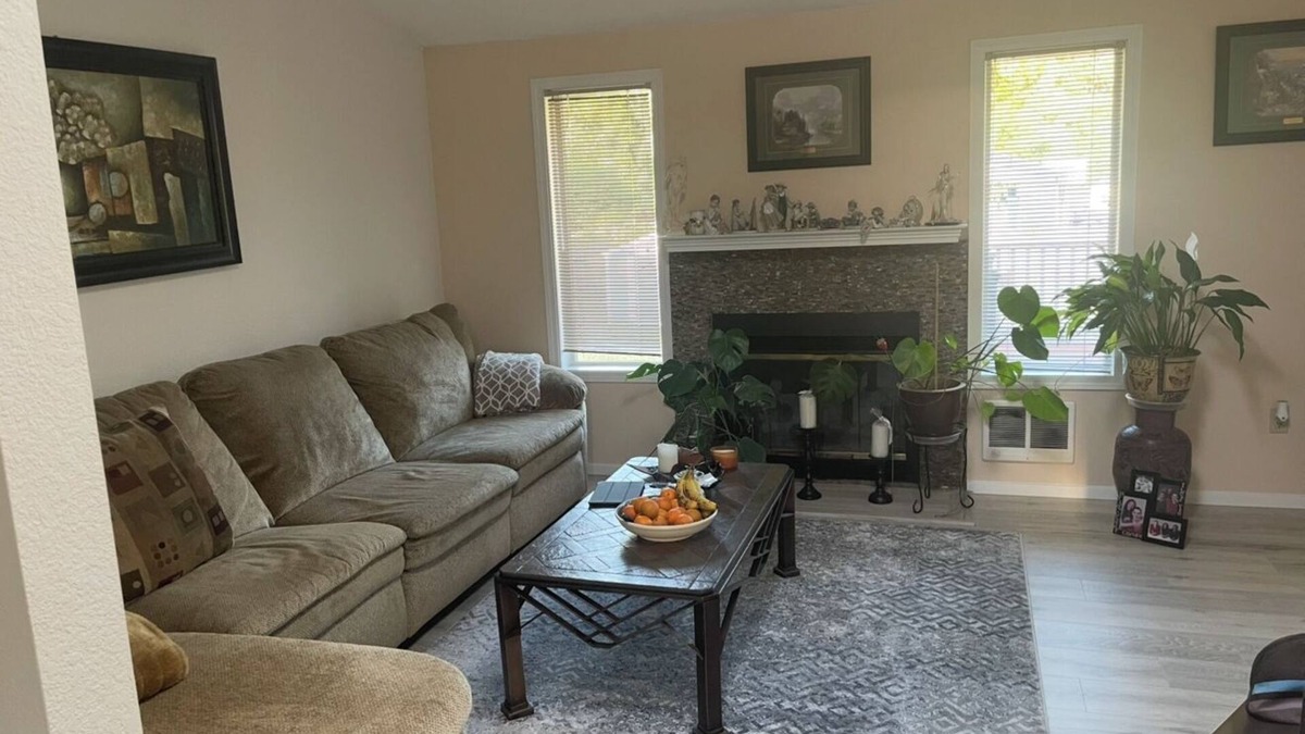 Midland House | Whole House 3-bedroom house in Tacoma with WiFi access