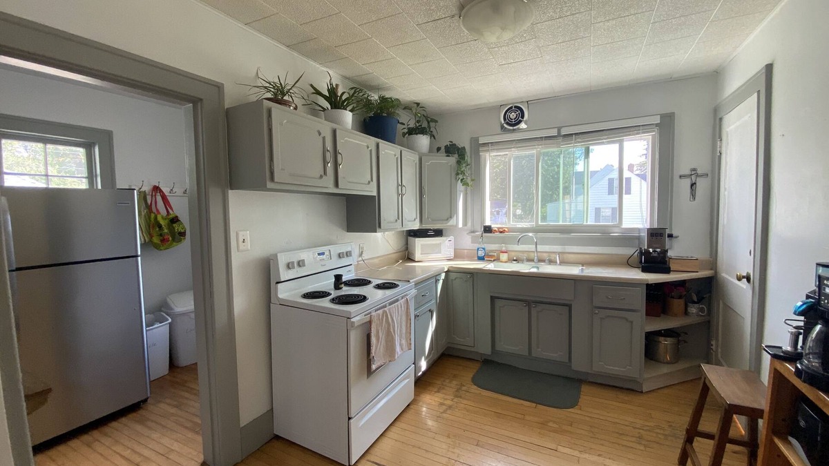 Harters Heights House | Whole house just blocks from Notre Dame