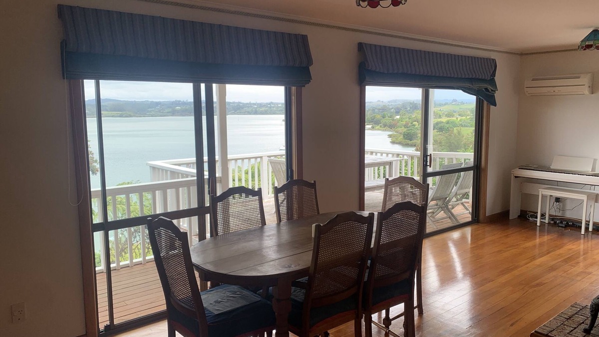 Kerikeri House | Whole House with KerKeri inlet views, fisherman's paradise