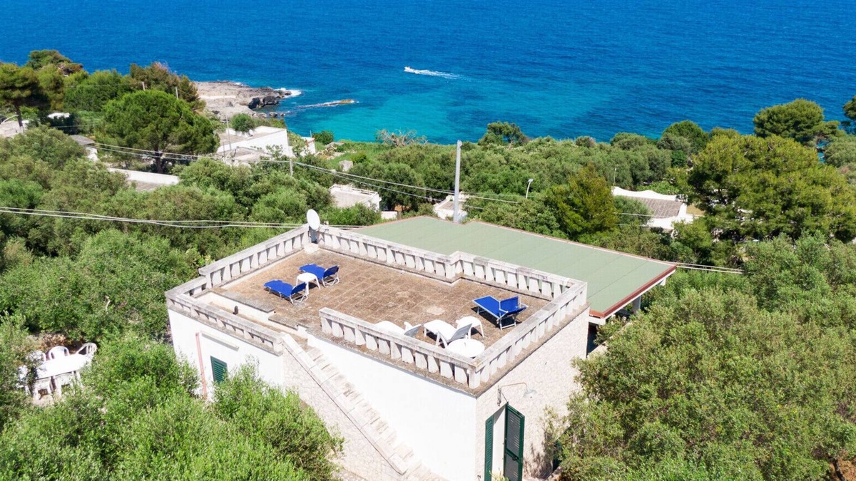 Marina di Andrano Villa | Whole villa with 2 apartments and 180° sea view